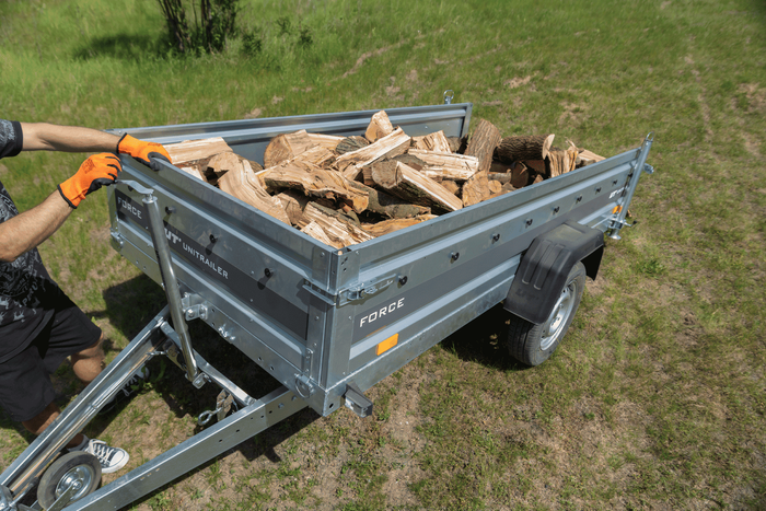 UNITRAILER alkūninis keltuvas su rankenomis, skirtas 1000 kg automobilio priekabos išvertimui ir iškrovimui, 500–865 mm